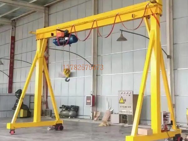 在什么情況下需要對龍門吊門式起重機進行維修和檢修？